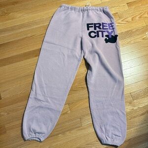 Freecity sweatpants size large light mauve